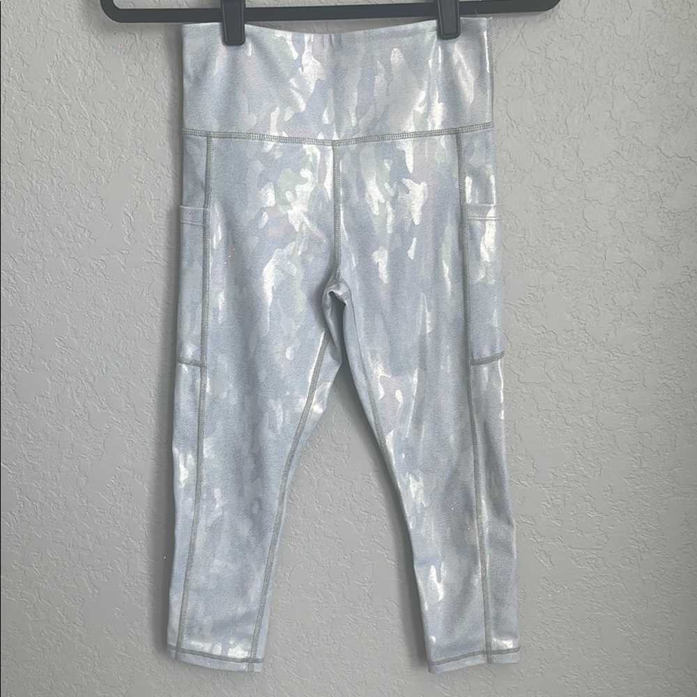 Zyia Unicorn Camo Shine Crop Legging with pockets 4